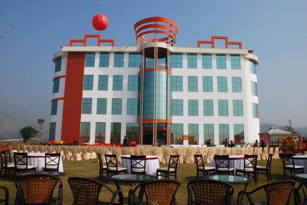Orange Resort Baddi Exterior photo